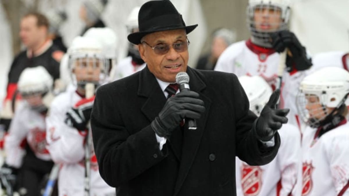 Hockey trailblazer Willie O'Ree sees all obstacles in front of him