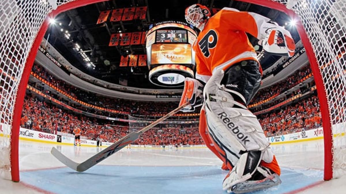 Former Flyers goalie Michael Leighton, forever remembered for 2010 Cup  Final, retires