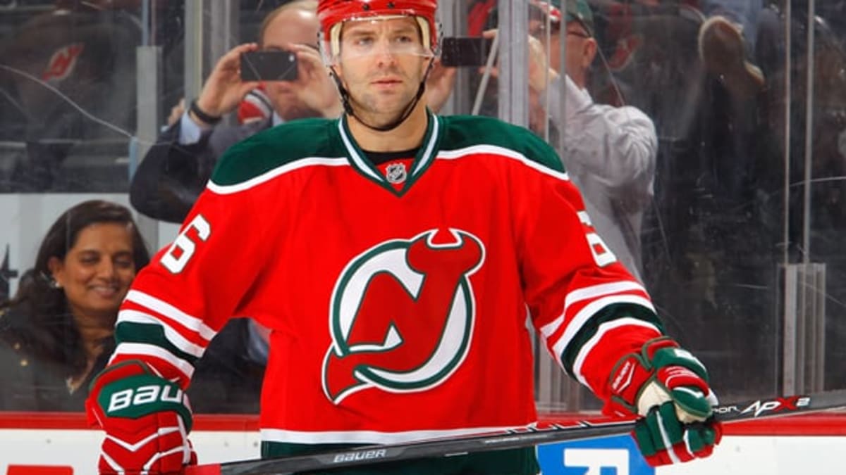 Why the New Jersey Devils Need to Stop Wearing The Green Jerseys