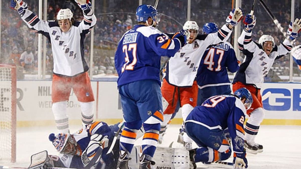 NHL announces plans for three outdoor games in 2016 —