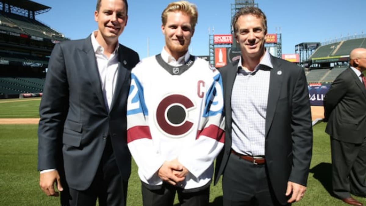 Avalanche show off sleek Stadium Series jerseys, reference 'Mile-High City'  on unique collar - The Hockey News