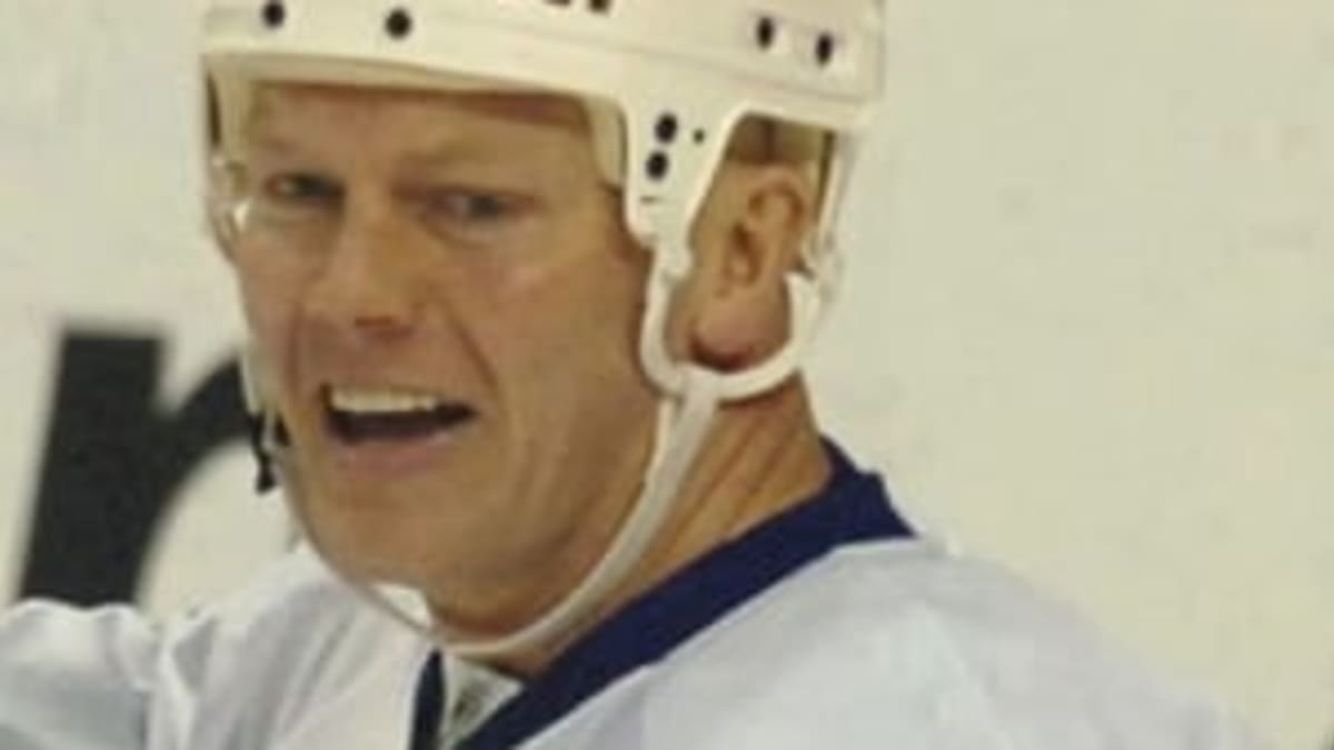 Leafs sending Sundin's lucky No. 13 to the rafters