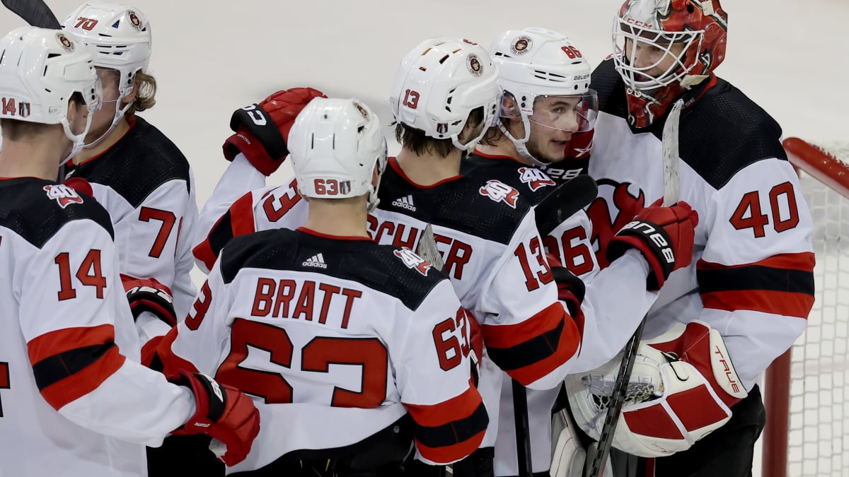 Jonas Siegenthaler scores first playoff goal, Devils tie series at