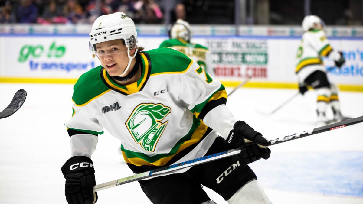 Easton Cowan Sets New Franchise Record with 34 Game Point Streak for London Knights - The Hockey News Ontario Hockey League