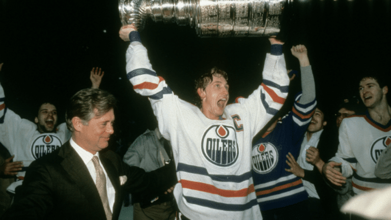 Edmonton Oilers hold huge advantage over Winnipeg Jets for Heritage Classic  alumni game - The Hockey News
