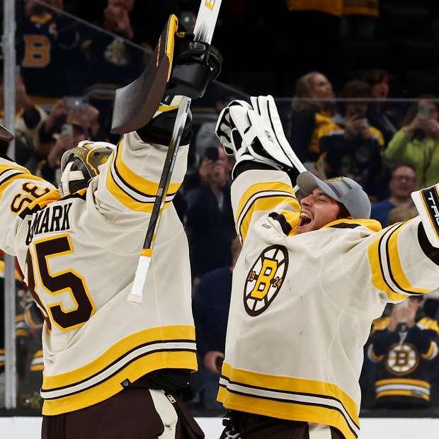 Boston Bruins goaltender Linus Ullmark (35) and Boston Bruins goaltender Jeremy Swayman (1)