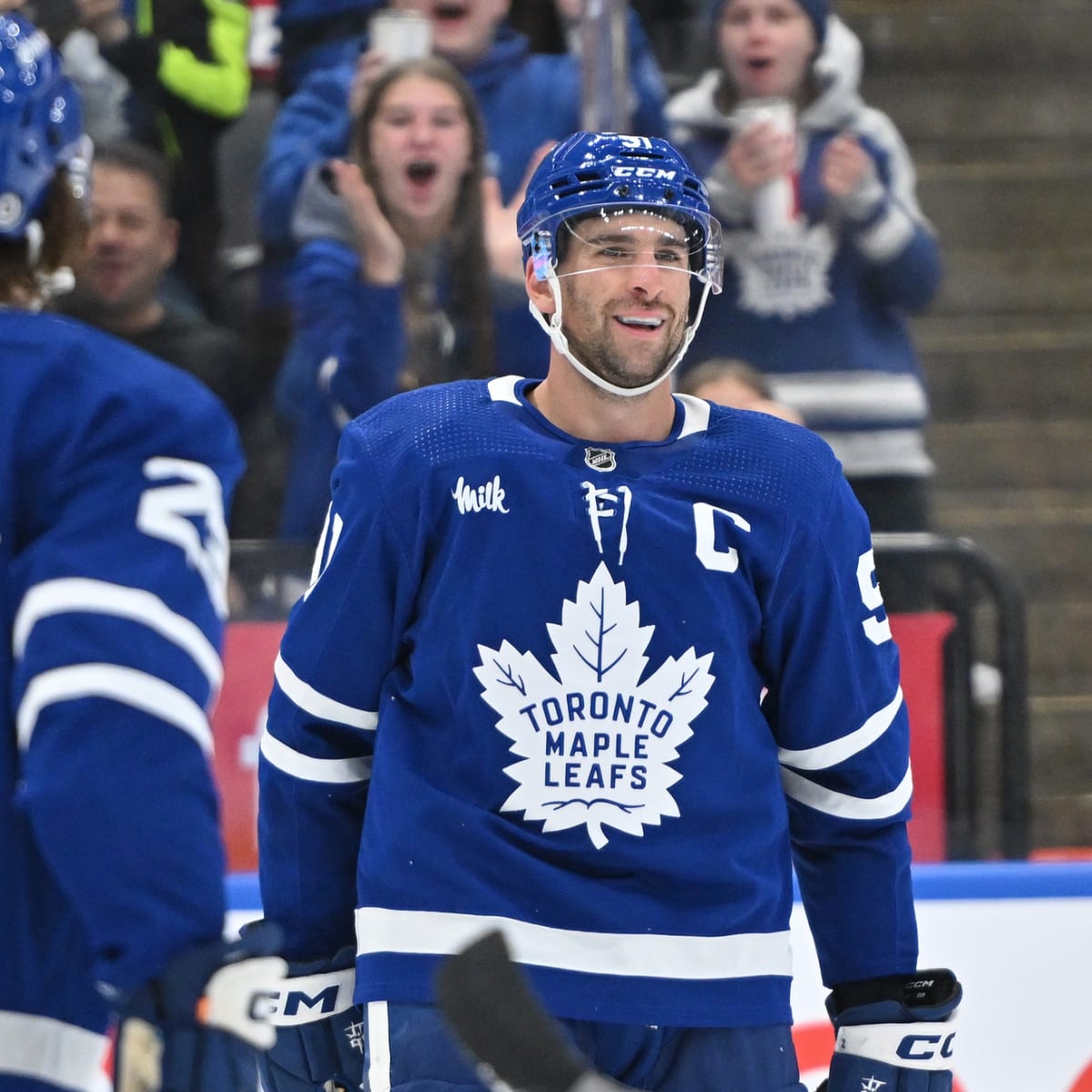 Maple Leafs' Tavares hosted players-only getaway: 'We kept it real