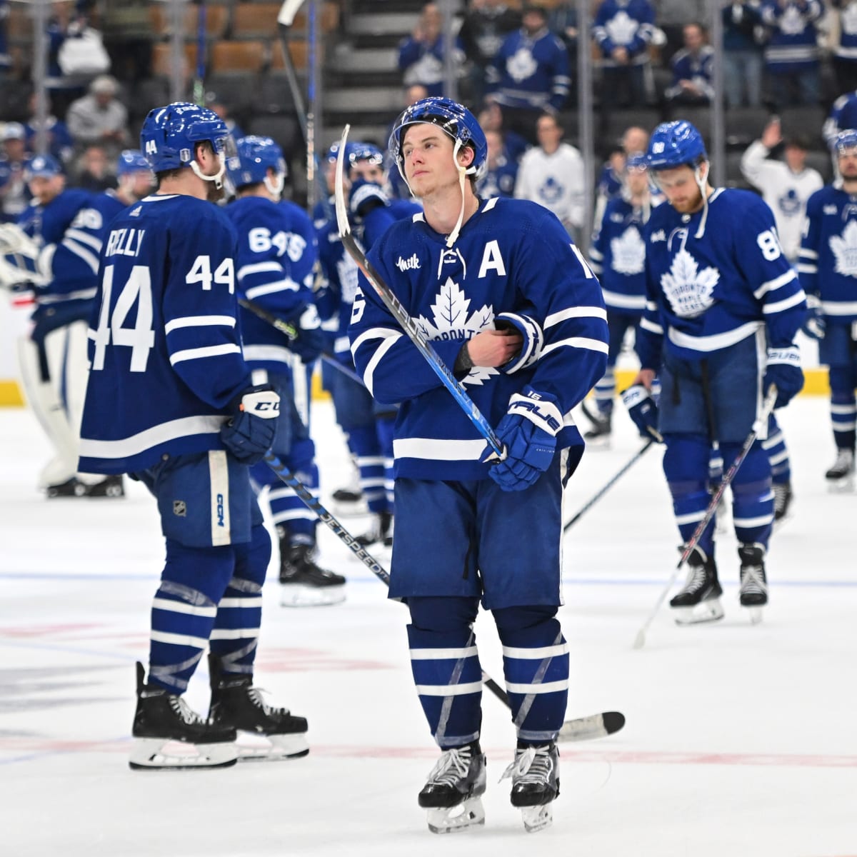 Auston Matthews, Maple Leafs handle struggling Capitals