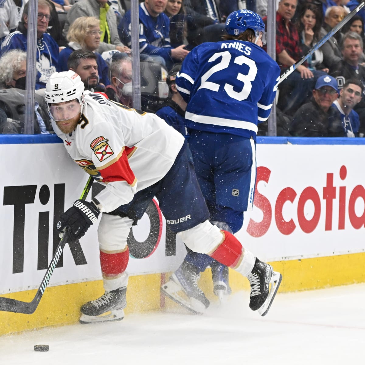 Maple Leafs forward Matthew Knies leaves Game 2 against Panthers