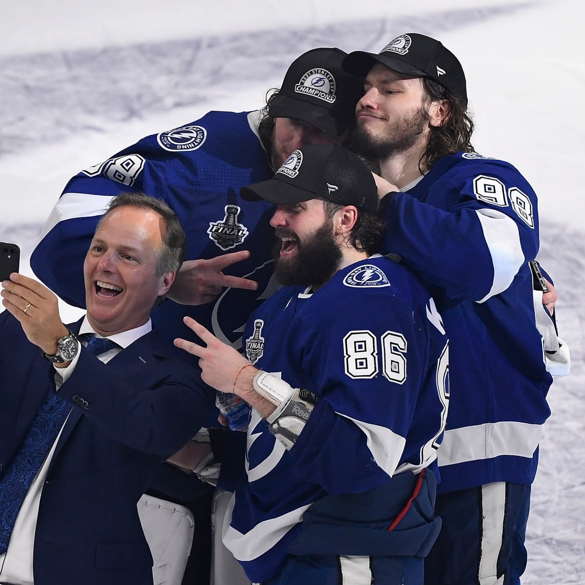 Tampa Bay Lightning Season Preview for 2022! - Back Sports Page