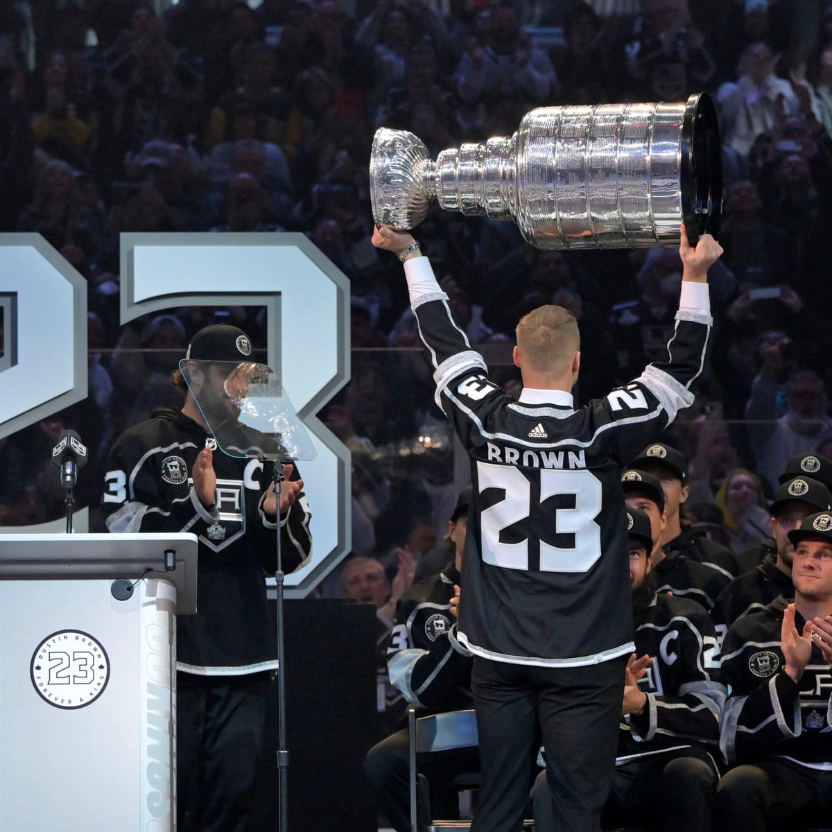 Kings' Dustin Brown Deserving of Jersey Retirement and Statue