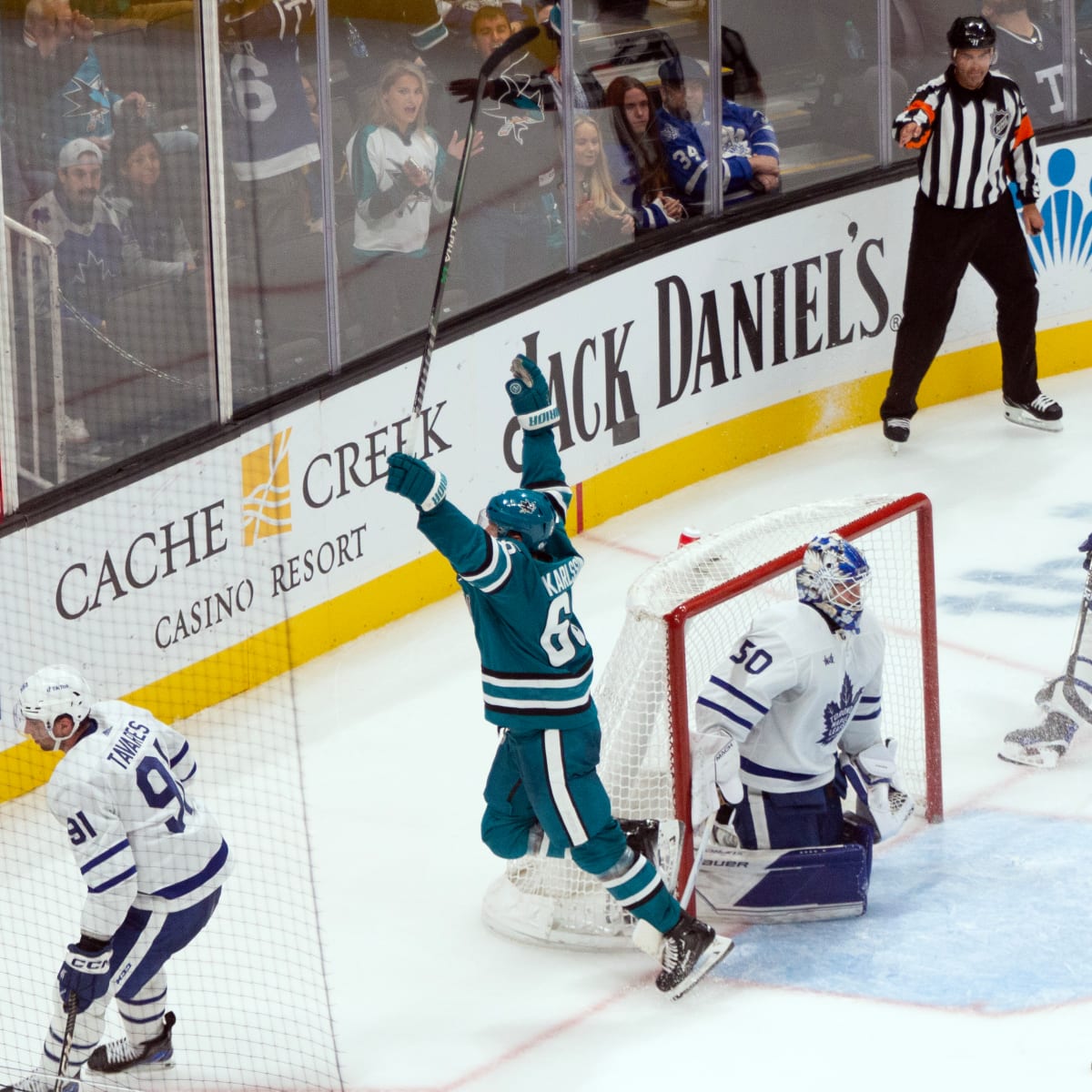 Toronto Maple Leafs 'Dart Guy' backlash predictably begins