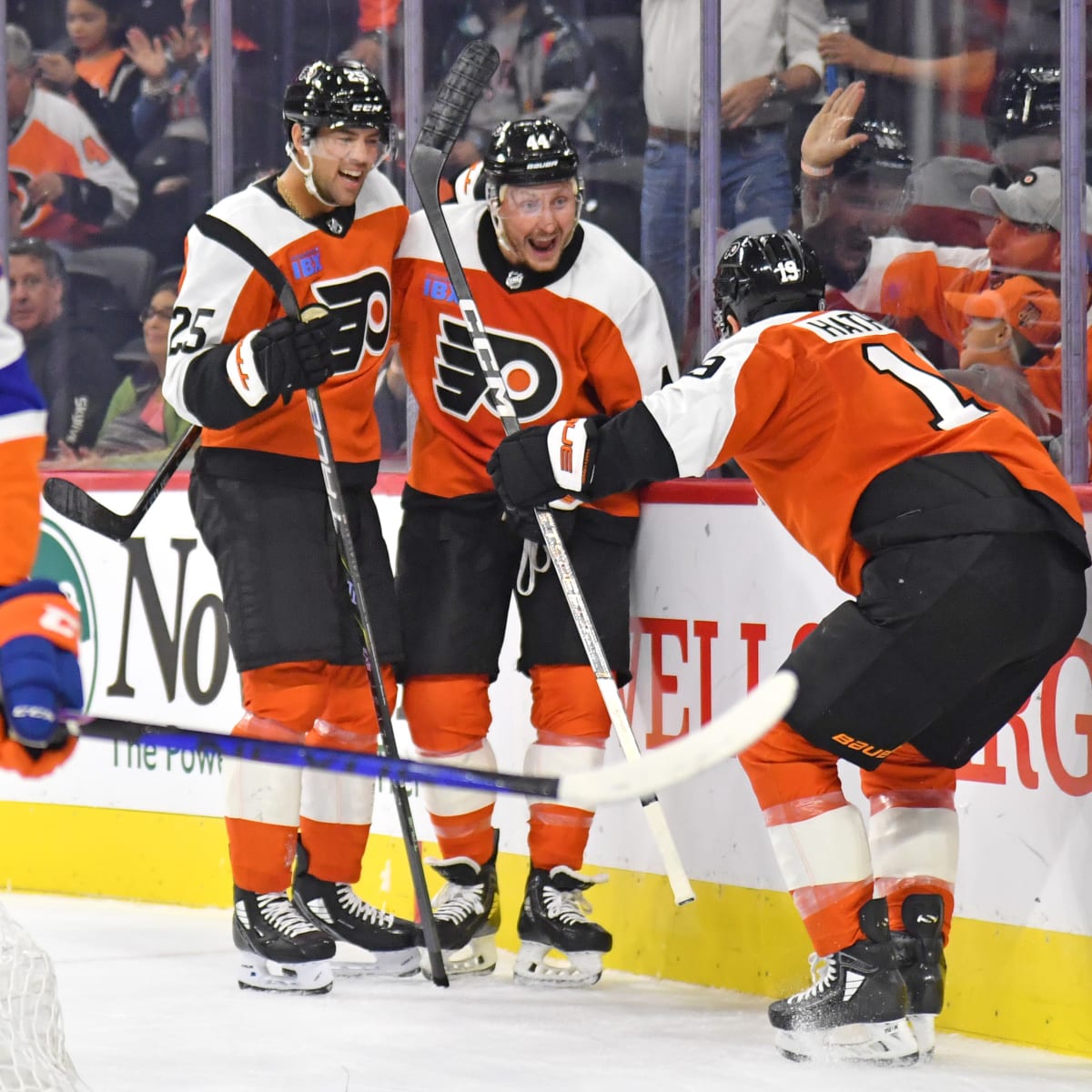 Konecny, Frost make Tortorella, Flyers 5-2 winners in opener