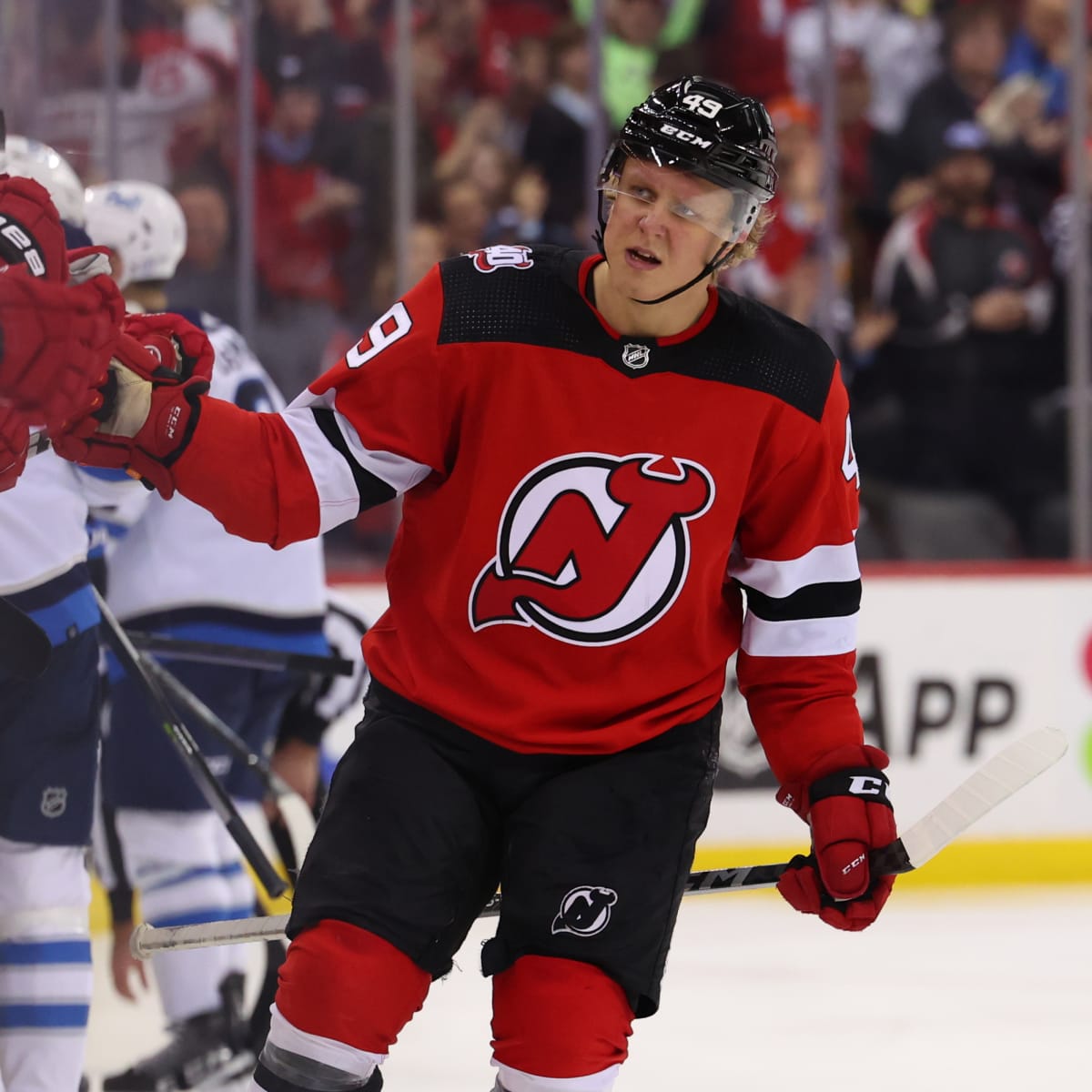 NHL trade deadline: Timo Meier might miss Sharks-Predators with injury