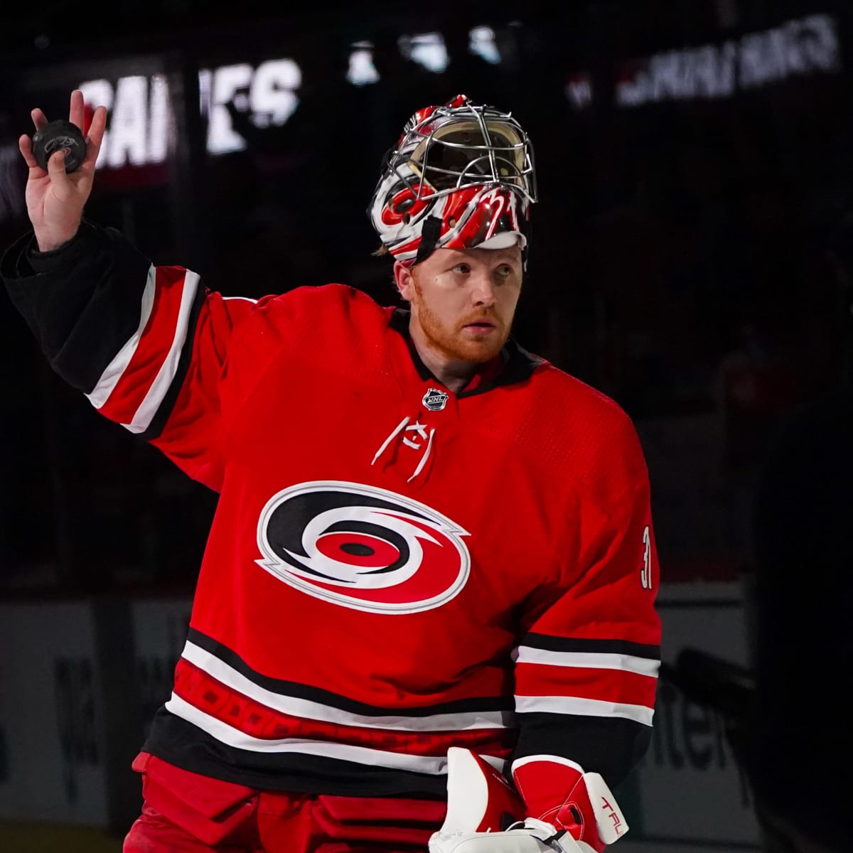 Hurricanes face decisions in net with Andersen, Raanta healthy for East  final - Newsday