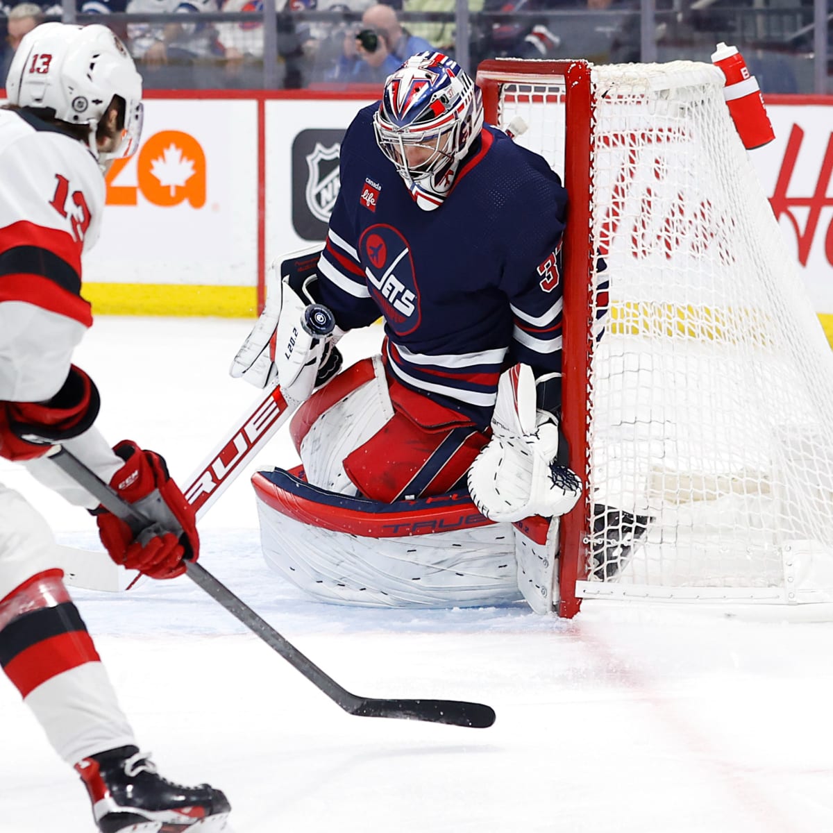 Why the New Jersey Devils are dominating the NHL - ABC7 New York