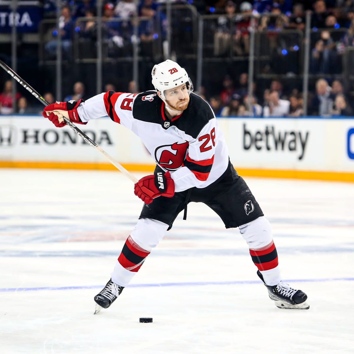 NHL: Damon Severson signs for security, stability with Devils