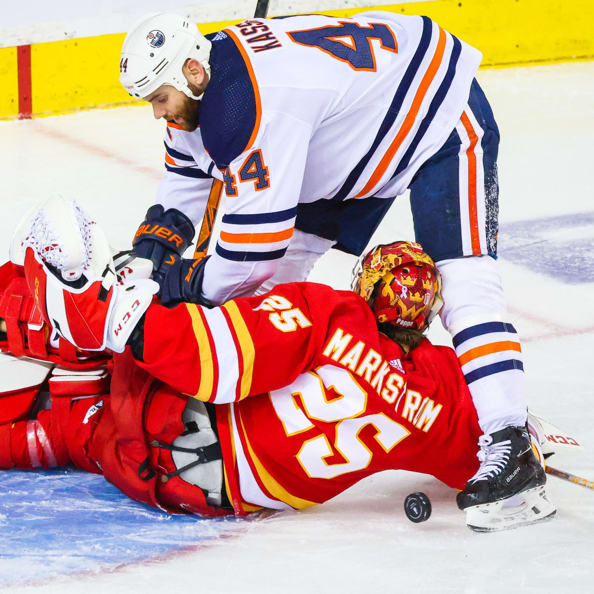 Flames outgun Oilers in Game 1 thanks to Matthew Tkachuk's hat trick