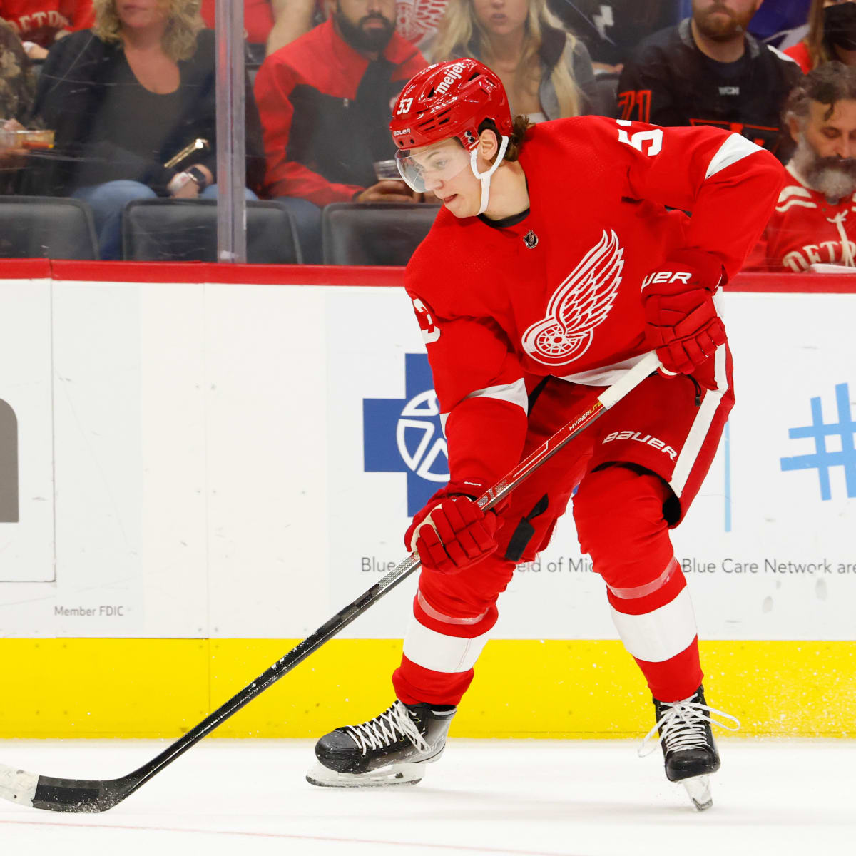 Red Wings' Moritz Seider playing 'better overall game' despite