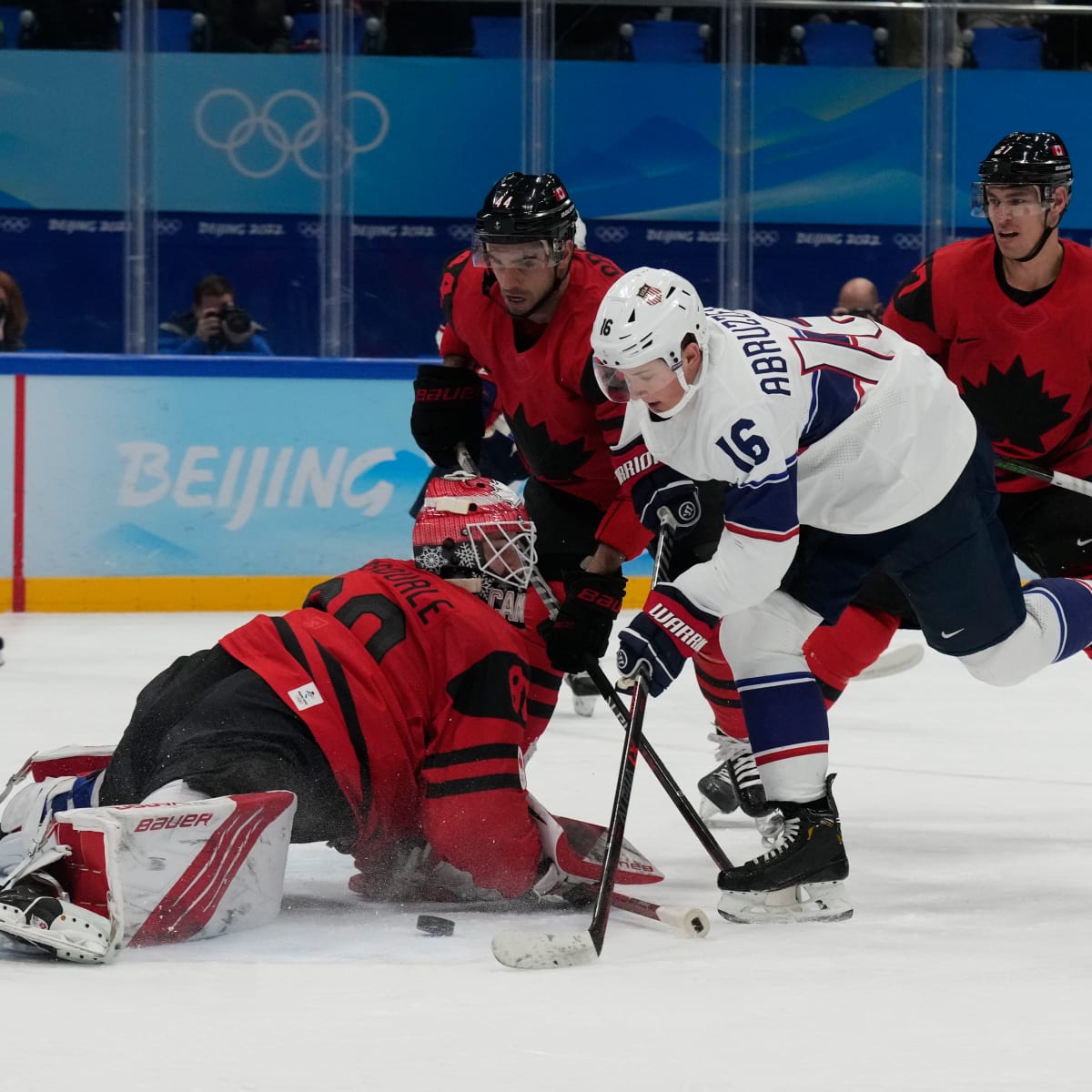 US Men's Hockey Team Beats Canada in Preliminary Game - The New