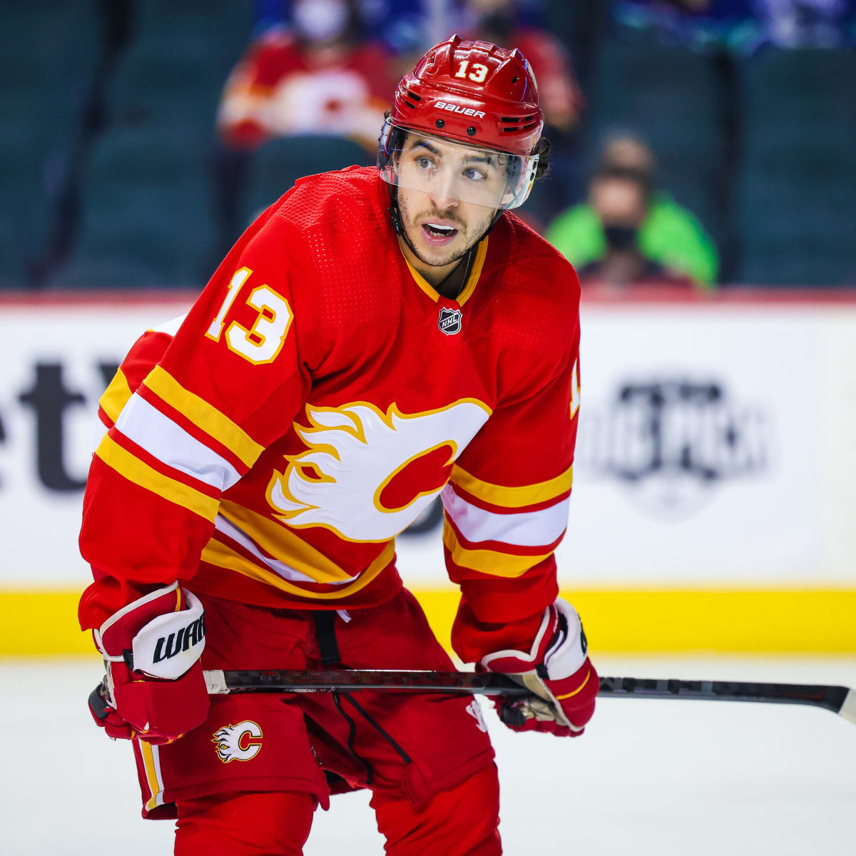 Columbus Blue Jackets sign top free agent Johnny Gaudreau