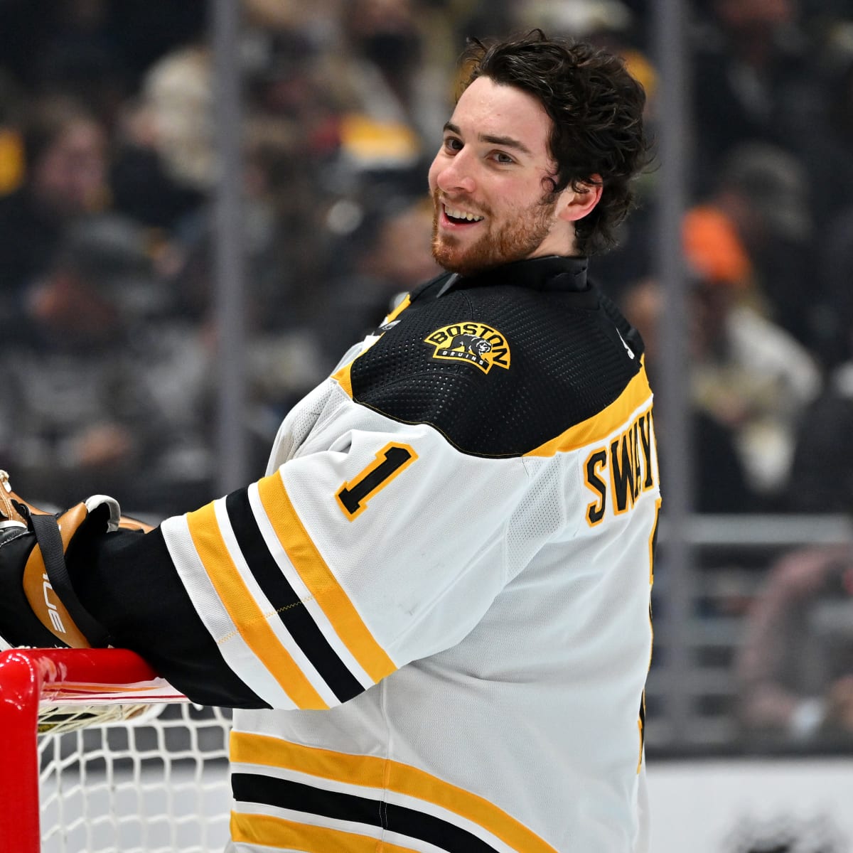 BRUINS NOTEBOOK: Forward Trent Frederic makes unique NHL