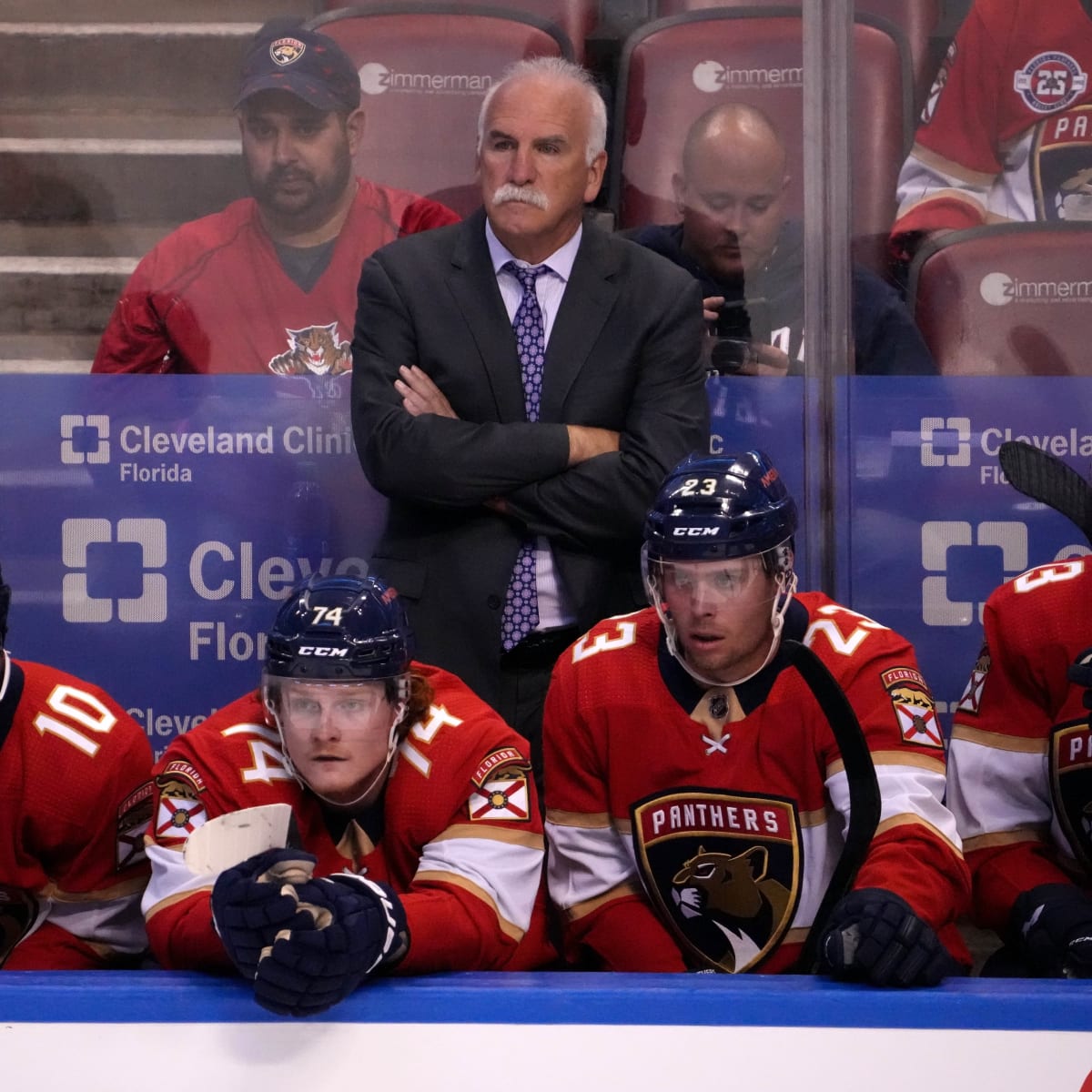 Joel Quenneville fined $25,000 for inappropriate gesture
