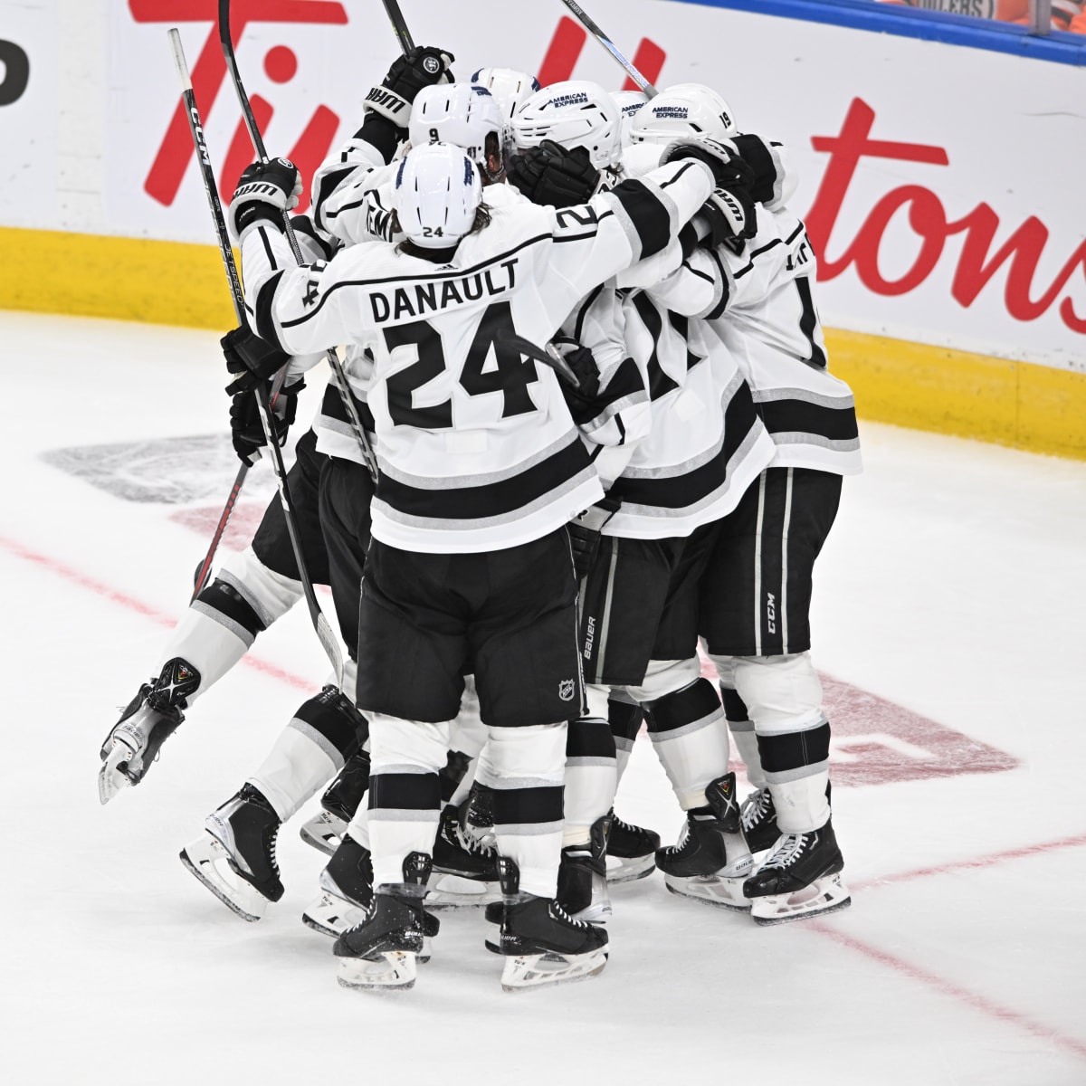 Why have Los Angeles Kings stumbled on way to Stanley Cup?