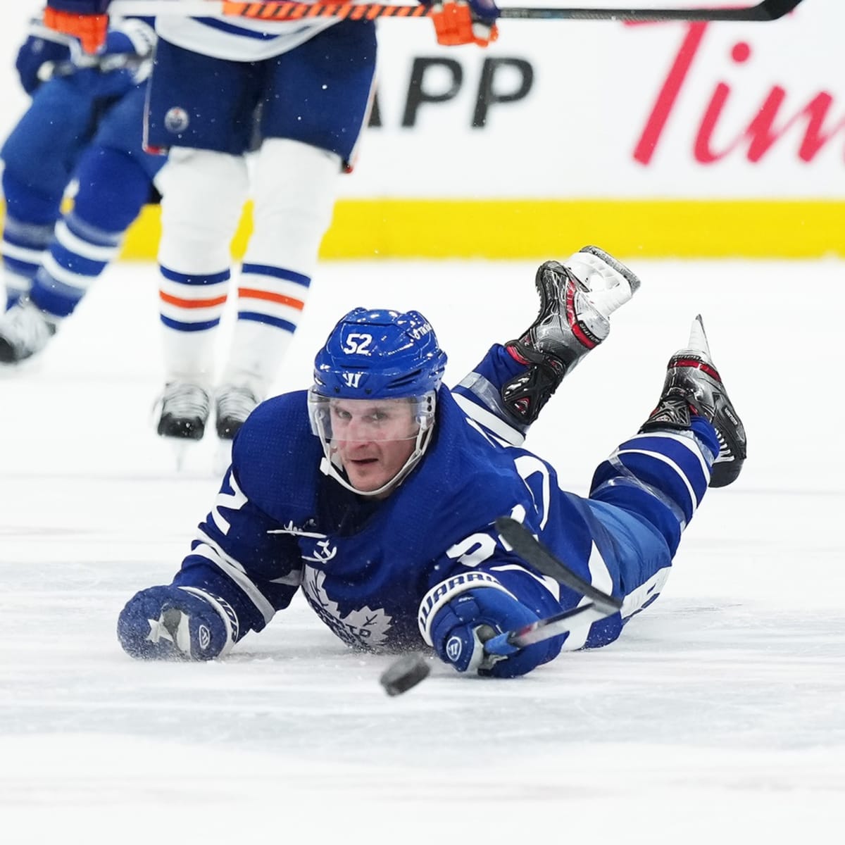 Maple Leafs Rule Out Concussion For Noel Acciari Following 'Positive Day' on Saturday