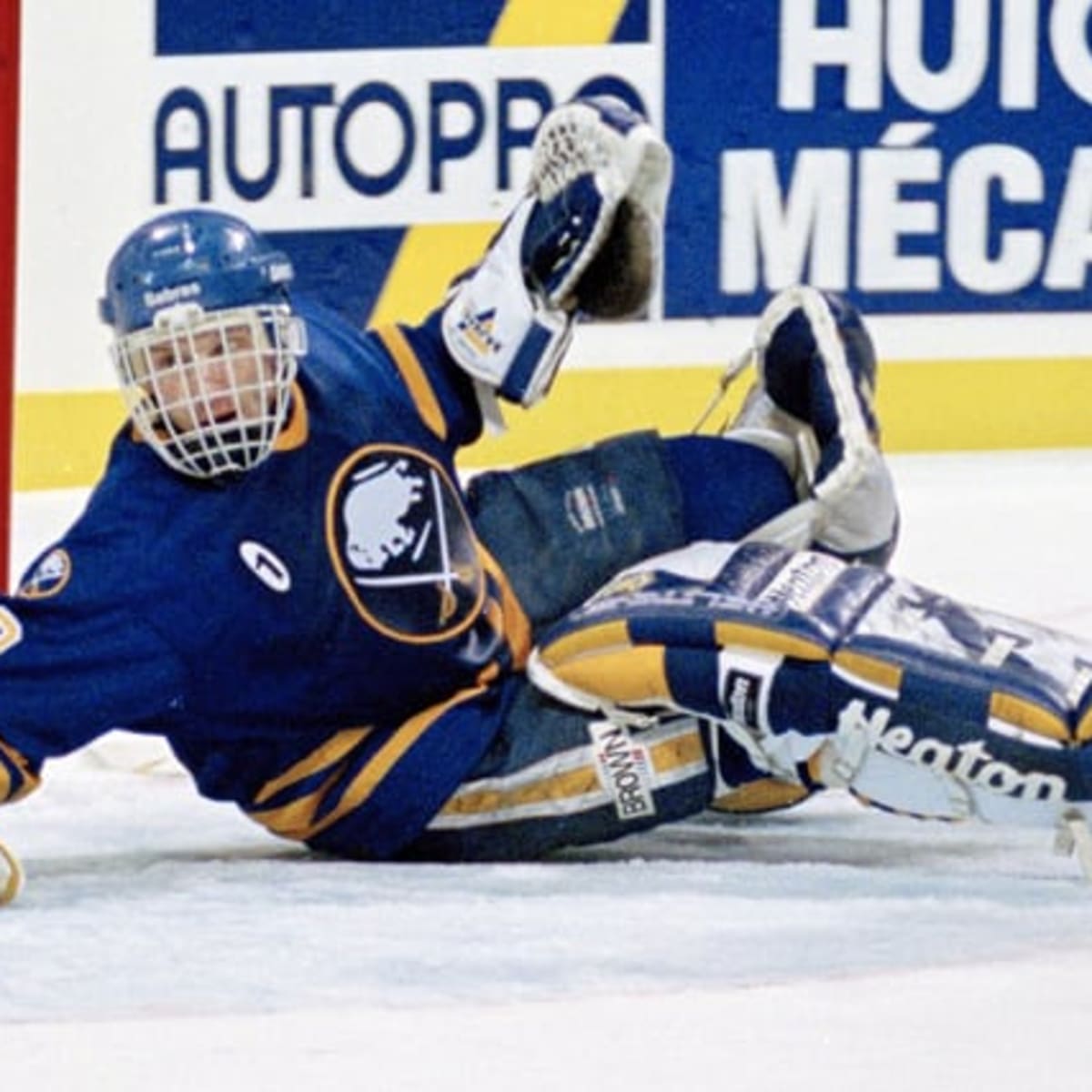 Dominik Hasek - Buffalo Sabres (The Dominator)  Sabres hockey, Nhl hockey  teams, Buffalo sabres hockey