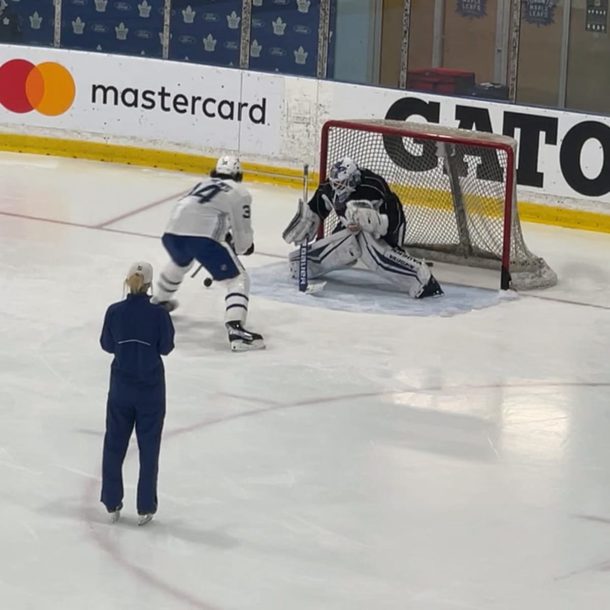 Auston Matthews Working on his Shot Before Practice - The Hockey News