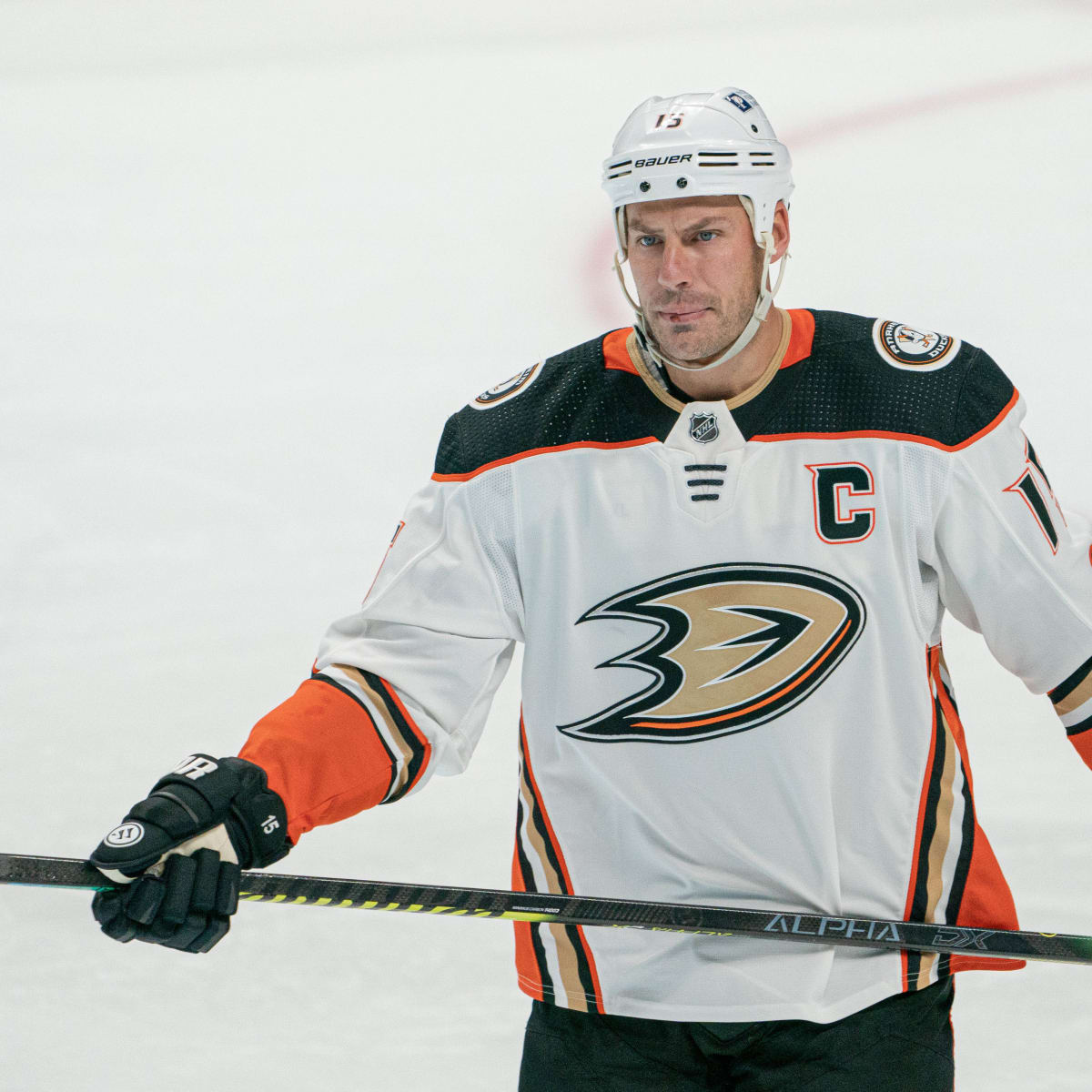 Ducks re-sign longtime captain Ryan Getzlaf to 1-year contract