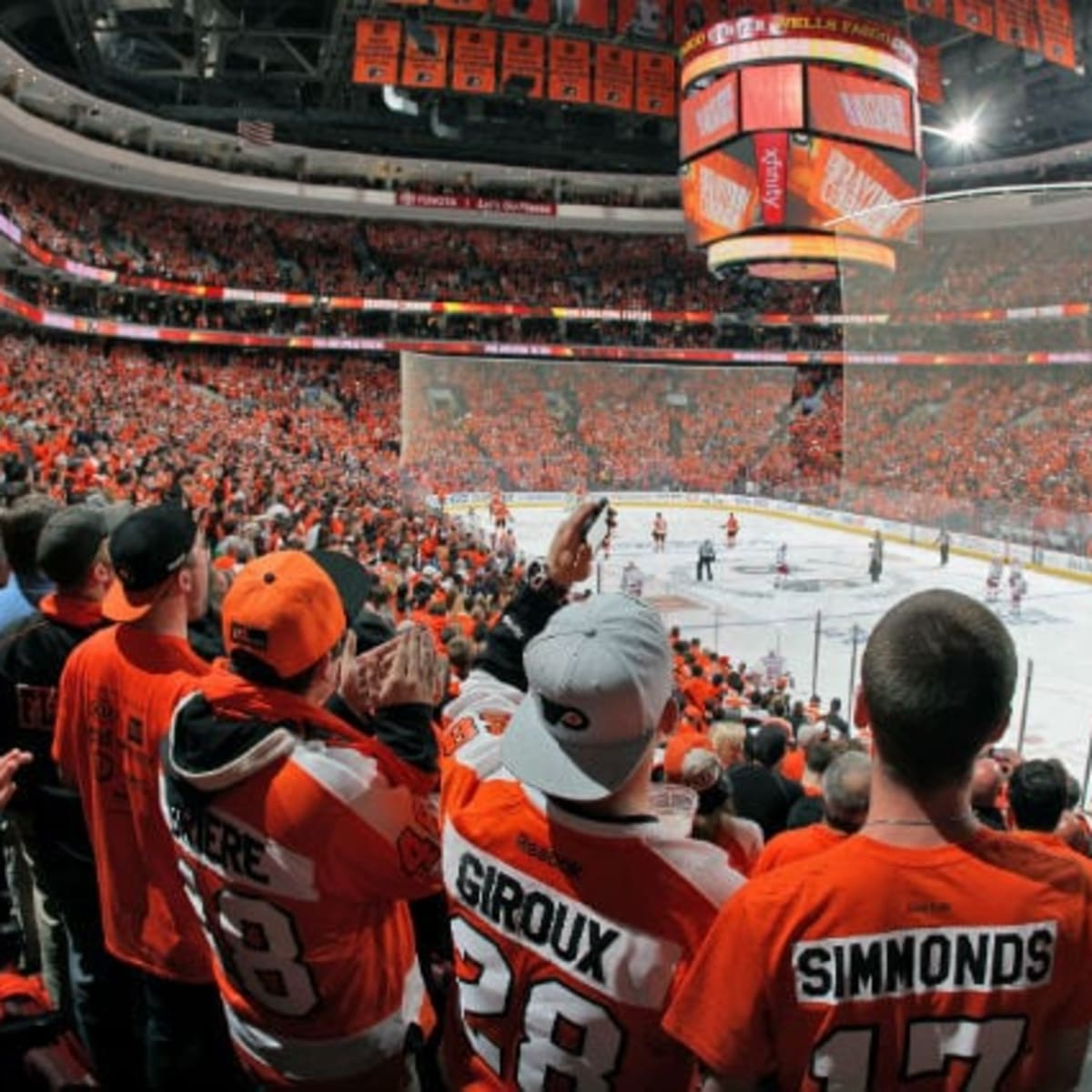 Philadelphia Flyers - Flyers head equipment manager Derek