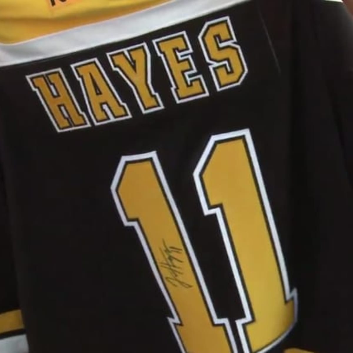 Devils, Blackhawks honor Jimmy Hayes