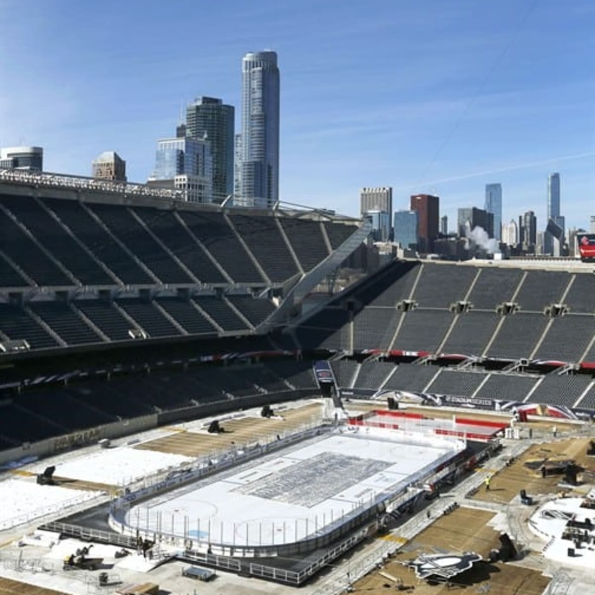 Familiar scenario, new stadium for the Blackhawks in Winter Classic