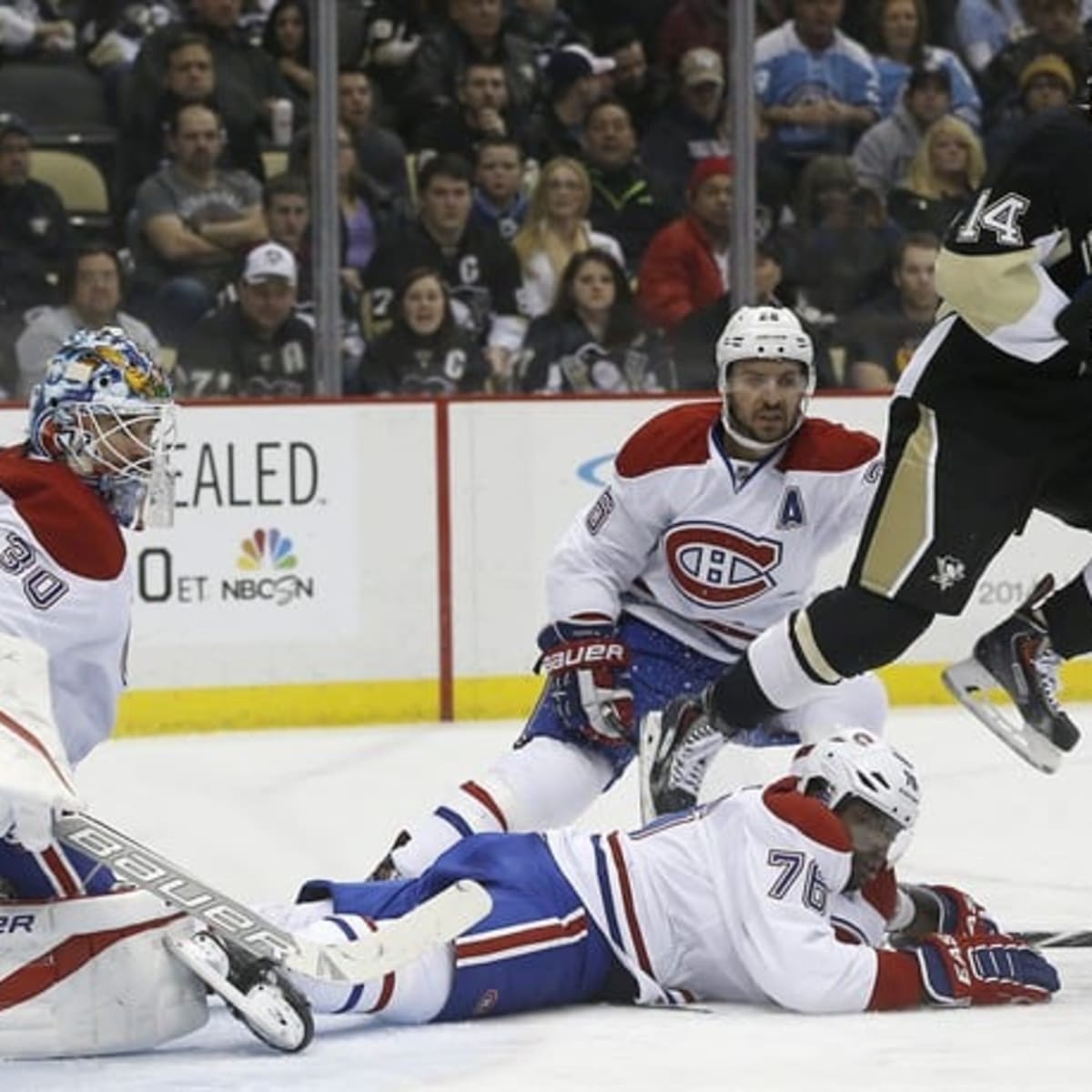 Sidney Crosby evaluated for upper-body injury, status unclear for  Thursday's game