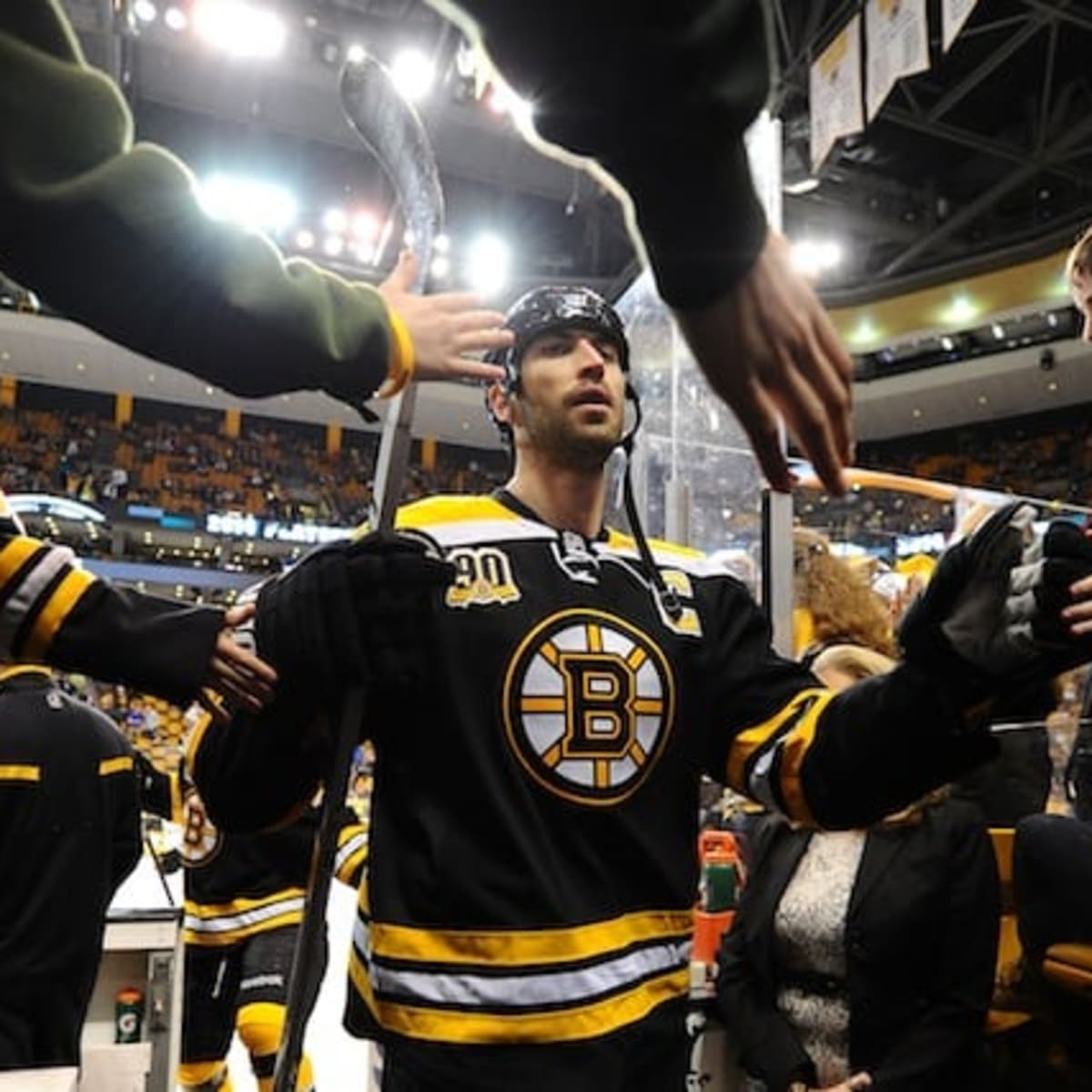 Zdeno Chara Agrees to 1-Year Capitals Contract After 14 Seasons with Bruins, News, Scores, Highlights, Stats, and Rumors