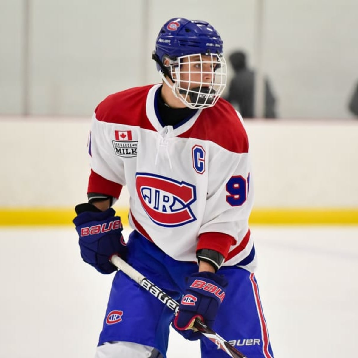 Adam Fantilli is a phenom, but he's also a 14-year-old who misses his older  brother. That's why he left his team - The Hockey News