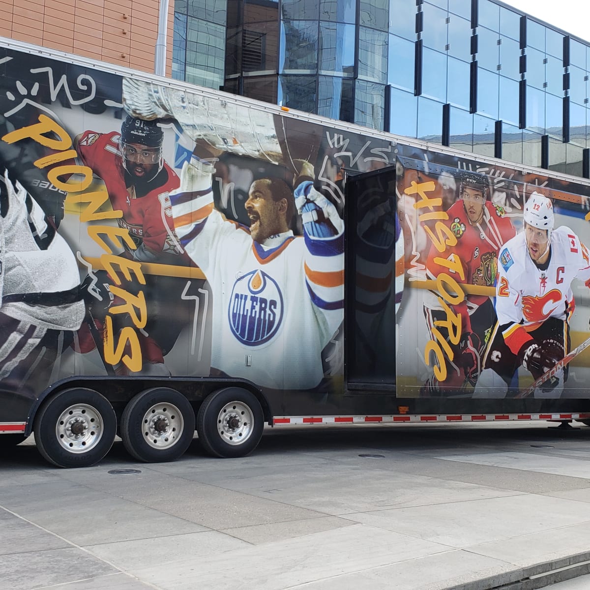 NHL's Black History mobile museum makes stops in San Jose, Oakland