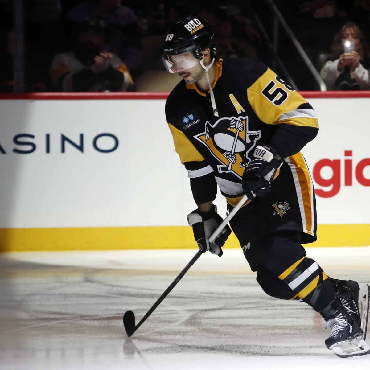 NHL: Kris Letang back in practice, 10 days after suffering stroke