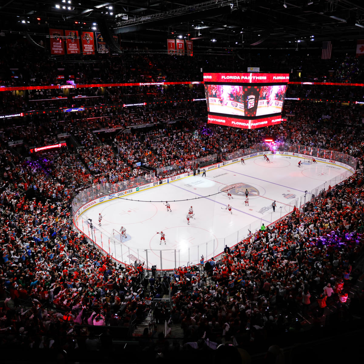 Orlando NHL fans can see Lightning, Panthers live tonight