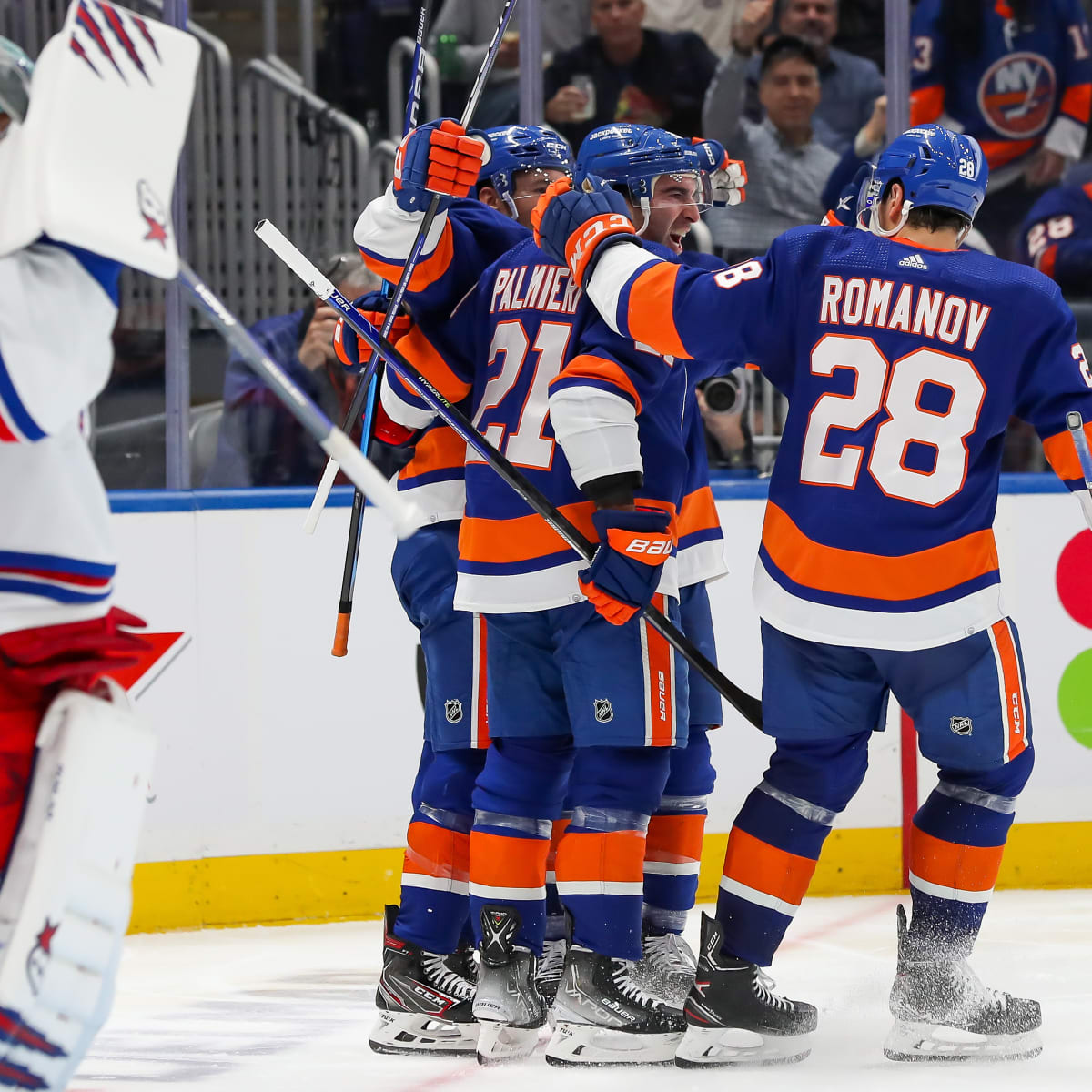 Islanders vs. Rangers Stadium Series Preview: Many marbles at stake for  wayward Isles - Lighthouse Hockey