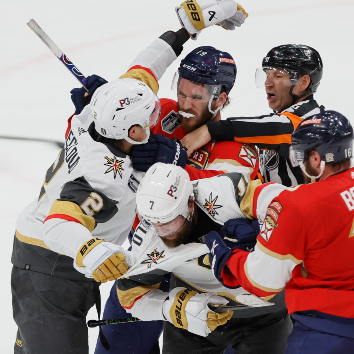 Vegas routs Panthers, 7-2, as Panthers' magic and stars go missing