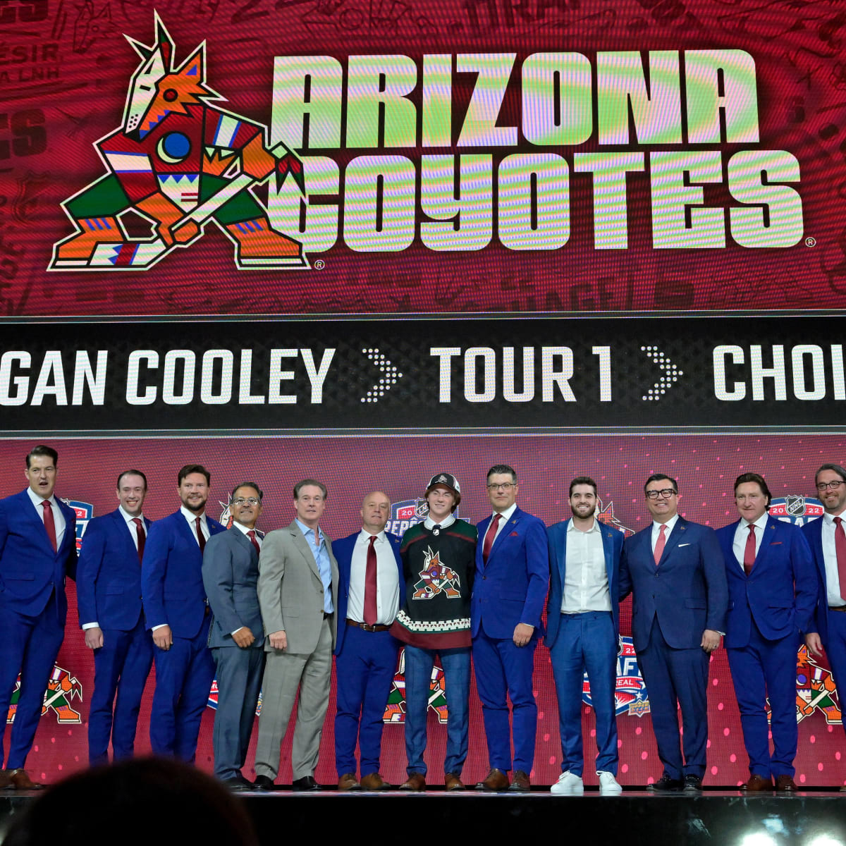 Arizona Coyotes draft defenseman Dmitri Simashev No. 6 overall in 2023 NHL  Draft - Daily Faceoff