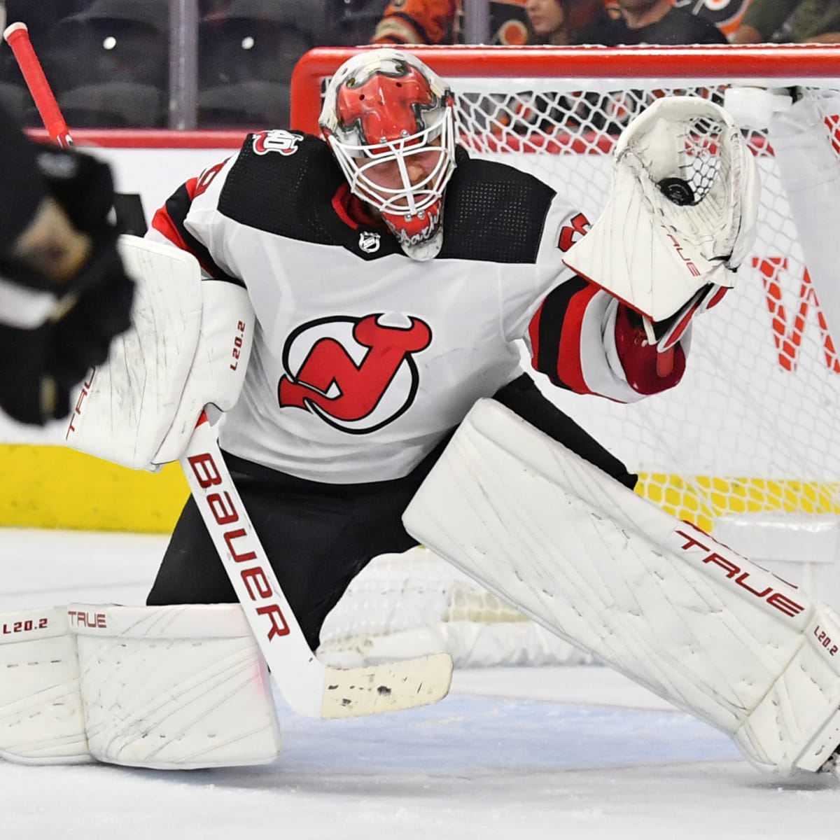 Devils-Sharks trade: New Jersey sends G Mackenzie Blackwood to San Jose for  6th-round pick - DraftKings Network