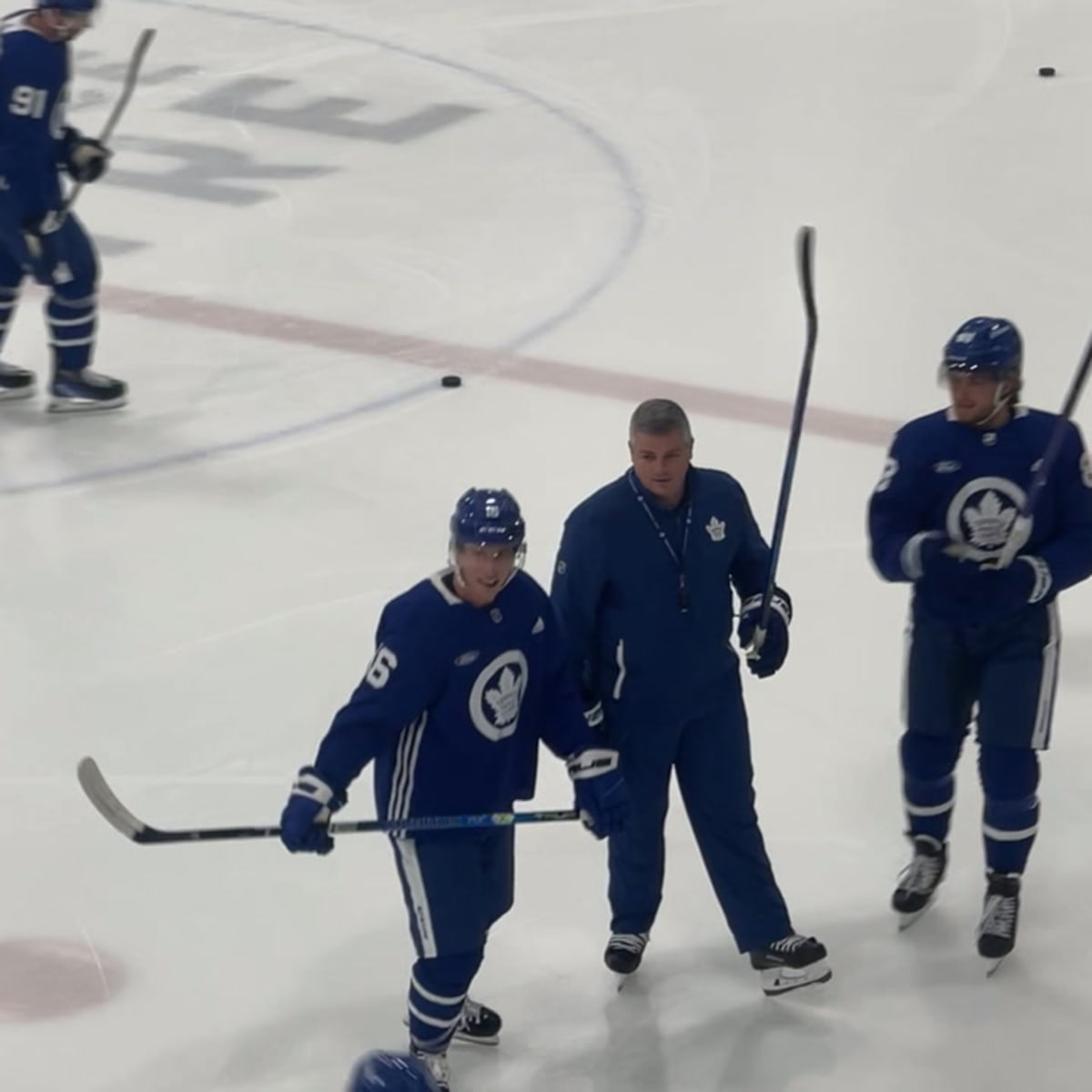 Leafs will be wearing new shoulder patches to honor Börje Salming : r/leafs