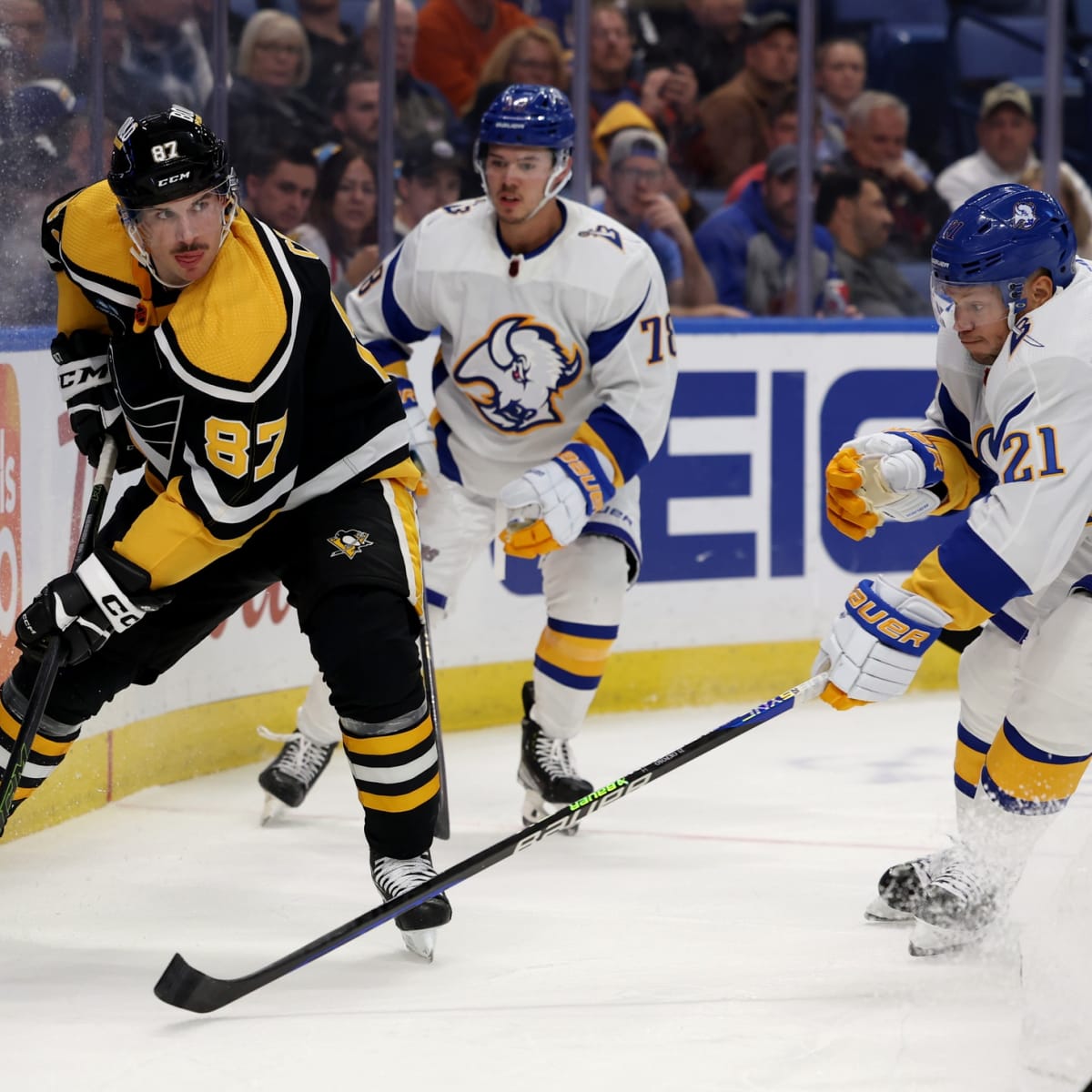 Pittsburgh Penguins Great Jaromir Jagr Approves of Jason Zucker's Salute  Celebration - The Hockey News Pittsburgh Penguins News, Analysis and More