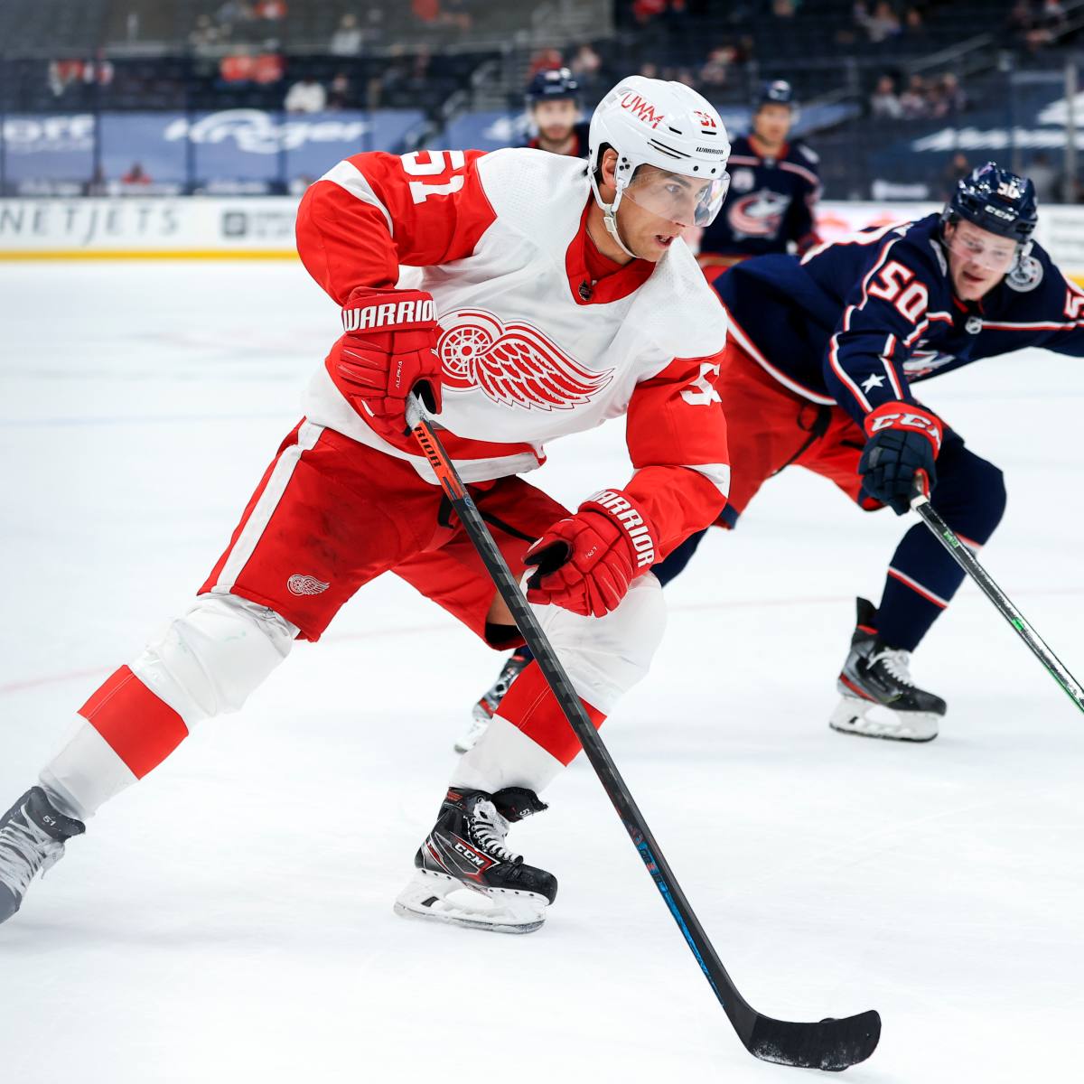 Valterri Filppula Returning to Finland on Mission to Restore Former Team -  The Hockey News Detroit Red Wings News, Analysis and More