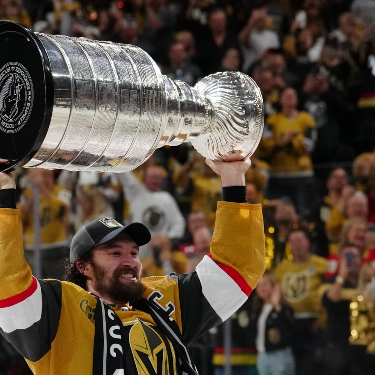 Golden Knights prepared to 'hunt the trophy again
