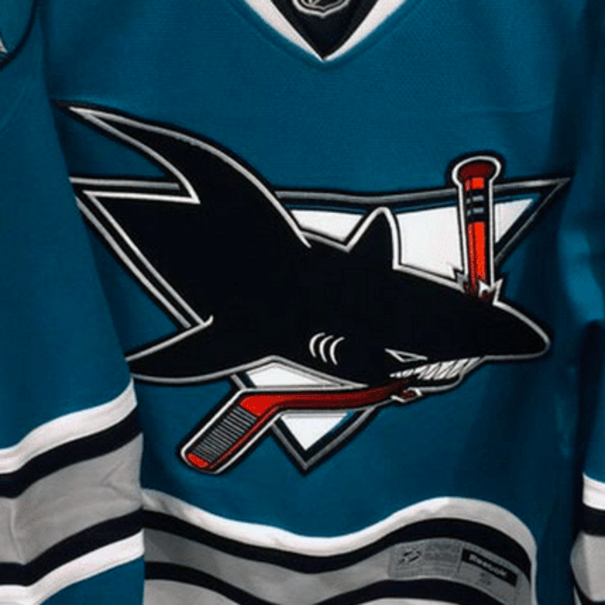 SJ SHARKS AUTOGRAPHED 10th ANNIVERSARY JERSEY ON ICE GAME JERSEY RARE!